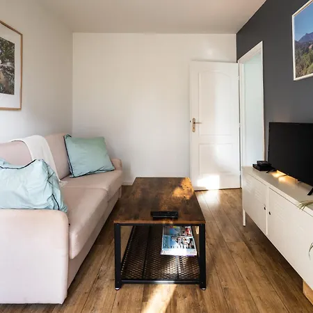 Charming In Porte De Apartamento *