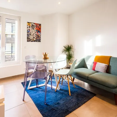 Apartment Charming In Porte De *
